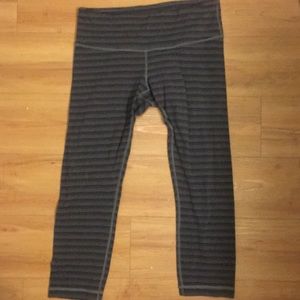 Lululemon Cropped Pants